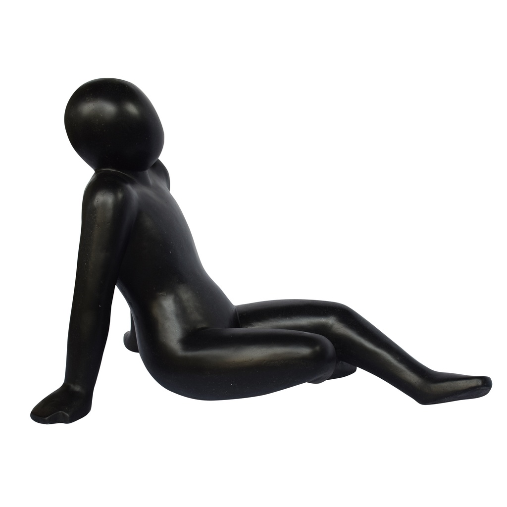 [42DWST] STANDBEELD 'WOMAN SITTING'